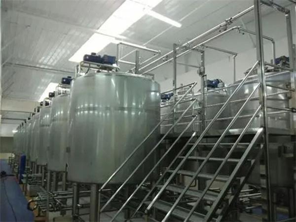 山西忻州：自动化生产沙棘饮料设备 小型枸杞原浆制作设备价格